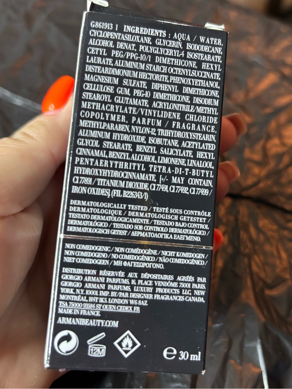 Giorgio Armani Luminous Silk Foundation Perfect Glow Flawless Foundation 4.5 NEW - Picture 3 of 7